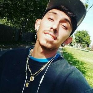 Meet your Posher, Kenneth